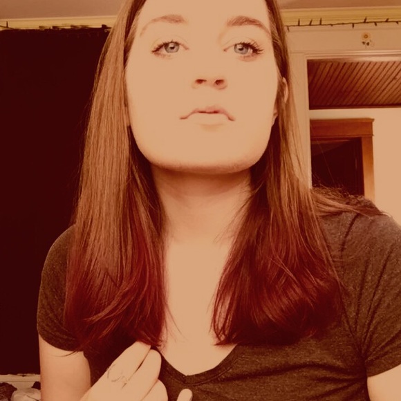 Meet your Posher, Rachel - Picture 1 of 1